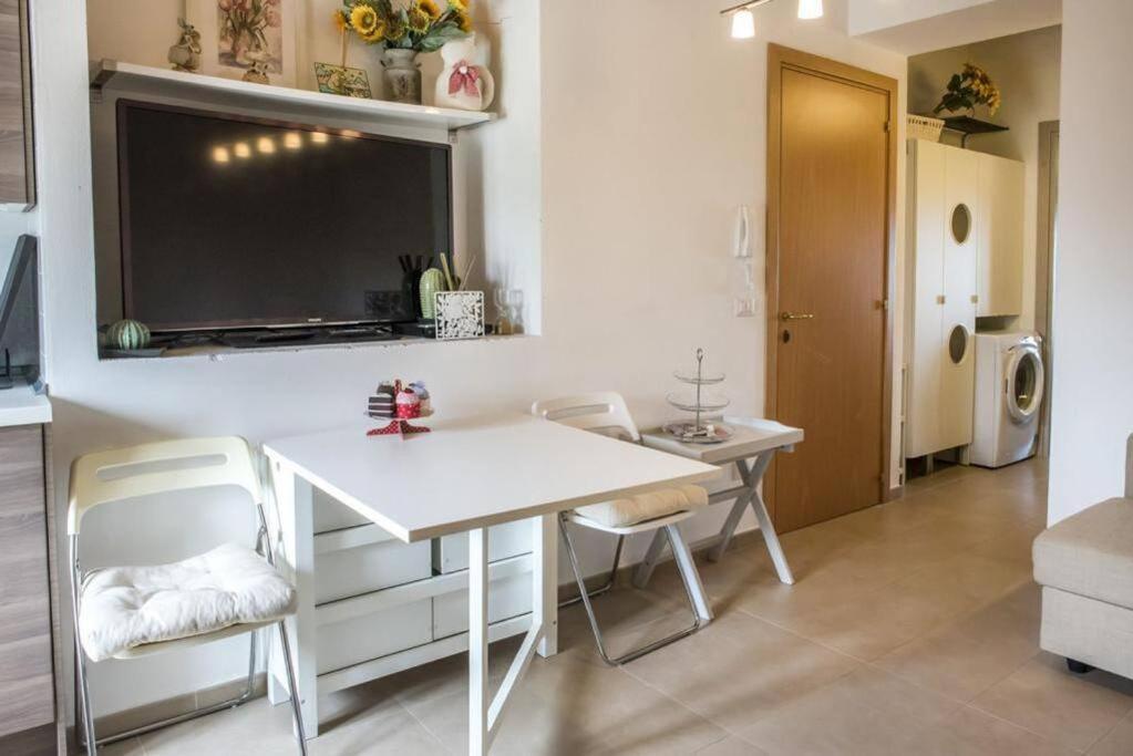 Grazioso Bilocale A 5 Minuti Da Numana Apartment Bagian luar foto